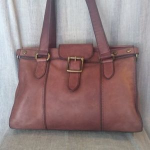 FOSSIL VINTAGE BROWN LEATHER PURSE/SHOULDER BAG